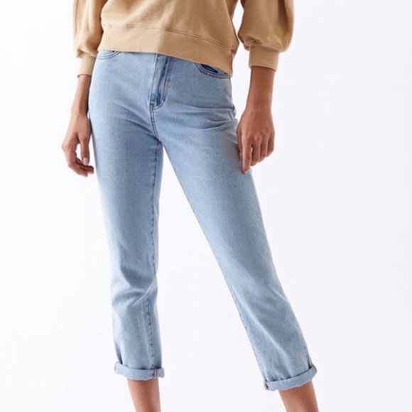 PacSun Denim - Pacsun Los Angeles Mom Light Denim High Waisted Ankle Cropped Jeans Size 27